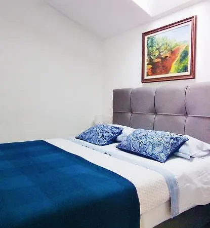 Sunny Day Апартаменты *